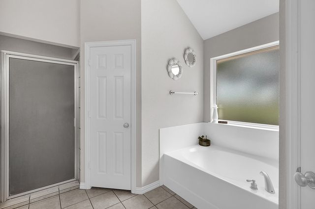 806 N Tejas Drive, Sanger, TX 76266