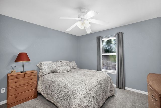 806 N Tejas Drive, Sanger, TX 76266