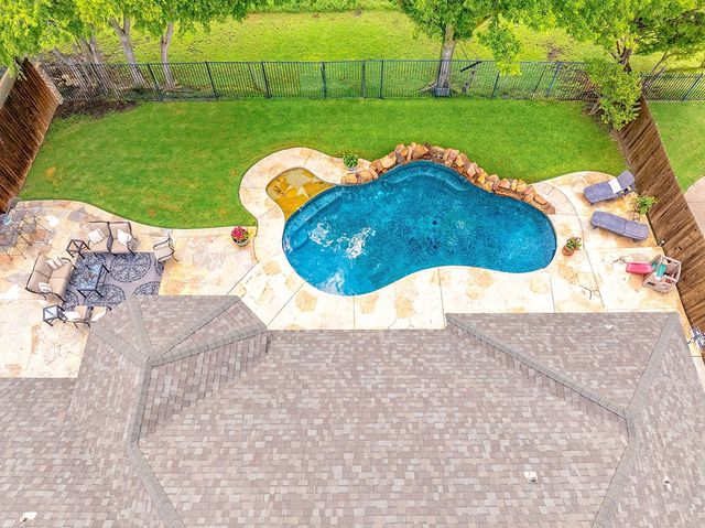 806 N Tejas Drive, Sanger, TX 76266