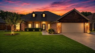 806 N Tejas Drive, Sanger, TX 76266