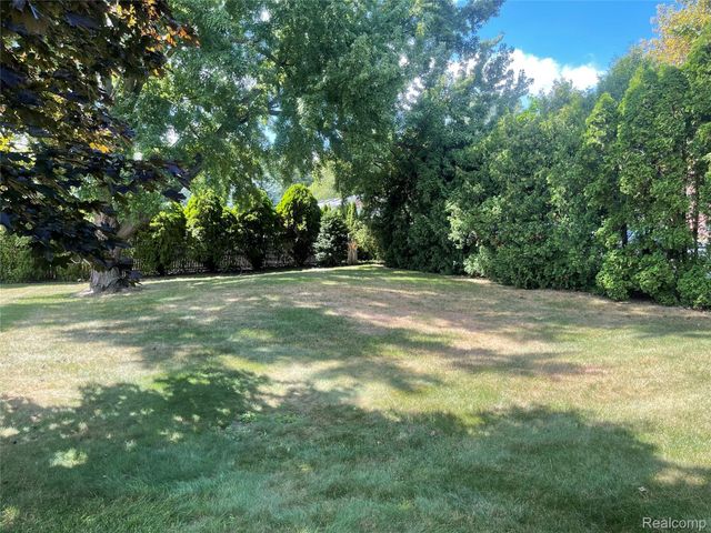 1150 Watson Drive, Fort Gratiot Charter Township, MI 48059