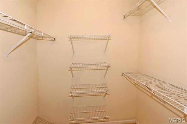 1251 Strassner Drive 2301, Brentwood, MO 63144