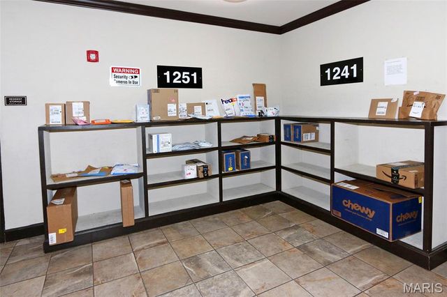 1251 Strassner Drive 2301, Brentwood, MO 63144