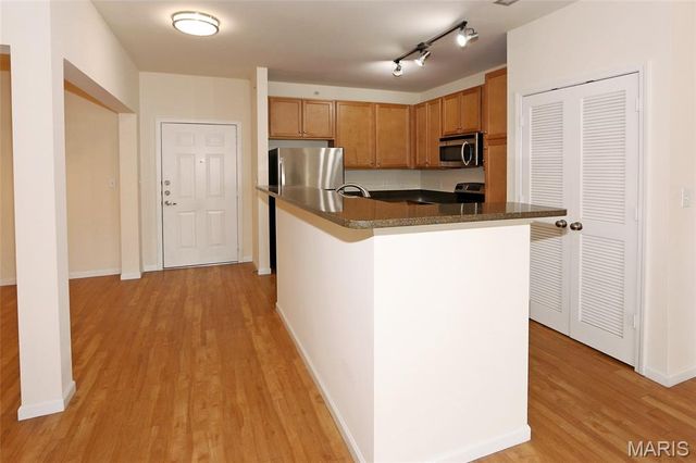 1251 Strassner Drive 2301, Brentwood, MO 63144