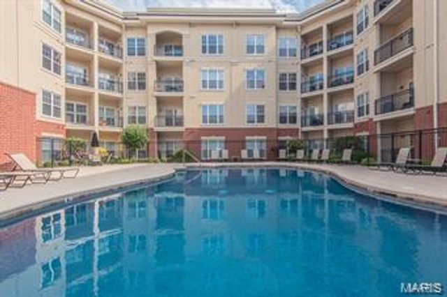 1251 Strassner Drive 2301, Brentwood, MO 63144