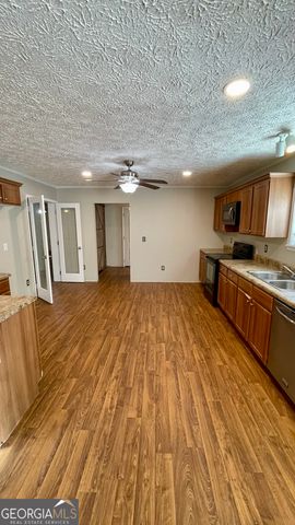 21 Ruby Road, Hawkinsville, GA 31036