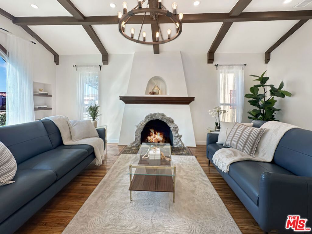 7032 2nd Avenue, Los Angeles, CA 90043 — exterior