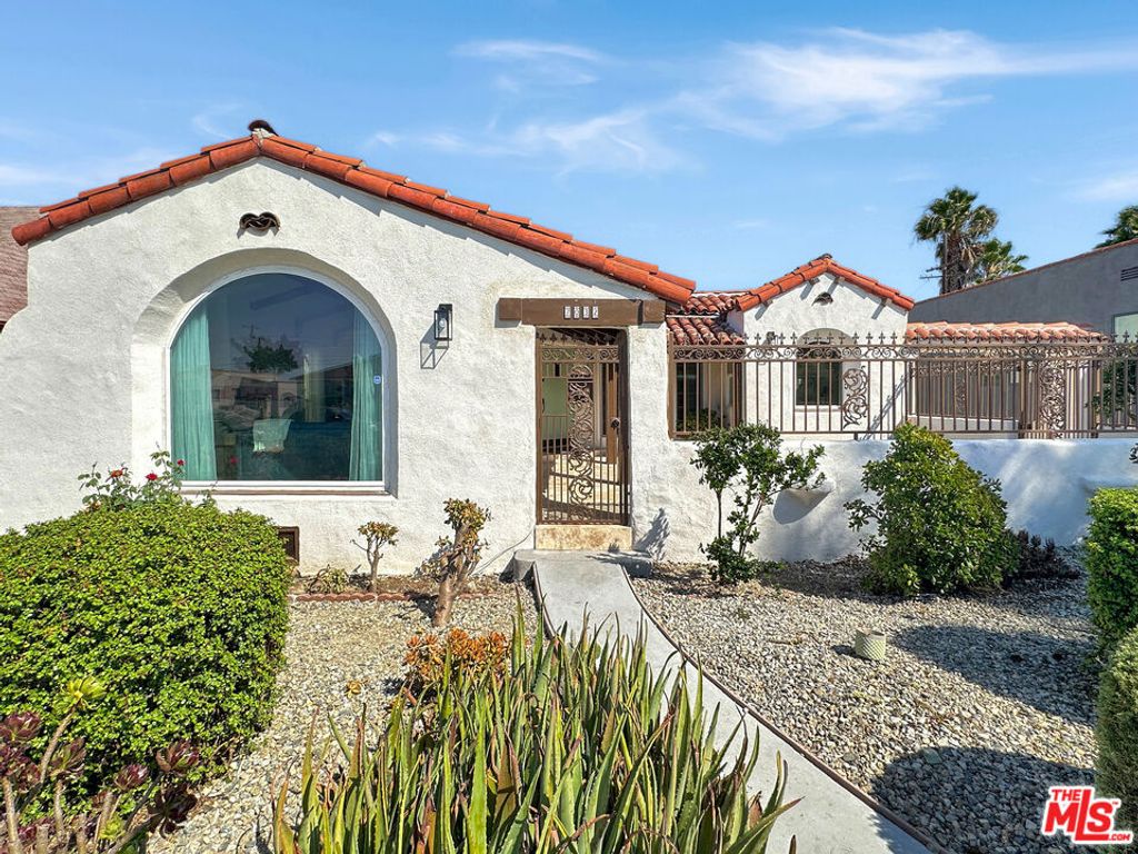 7032 2nd Avenue, Los Angeles, CA 90043 — photo 2
