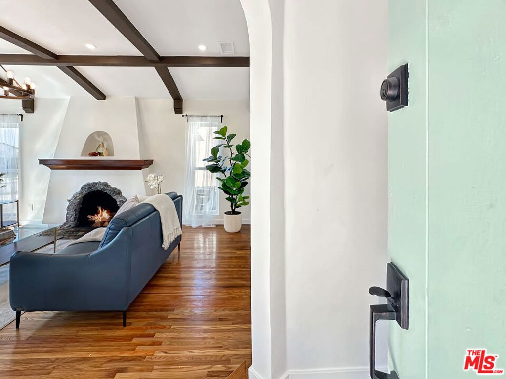 7032 2nd Avenue, Los Angeles, CA 90043 — photo 3