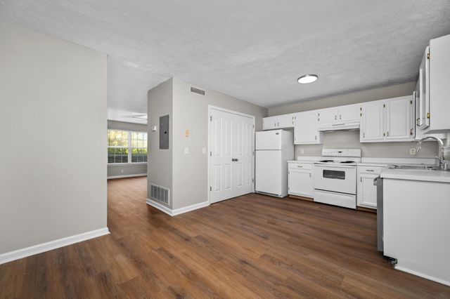 2426 Willowbrook Dr Apt C, Murfreesboro, TN 37130