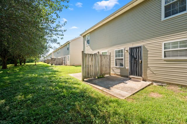 2426 Willowbrook Dr Apt C, Murfreesboro, TN 37130
