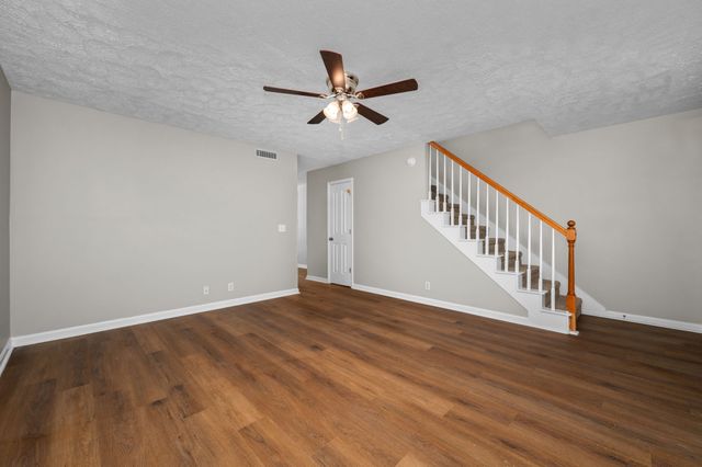 2426 Willowbrook Dr Apt C, Murfreesboro, TN 37130