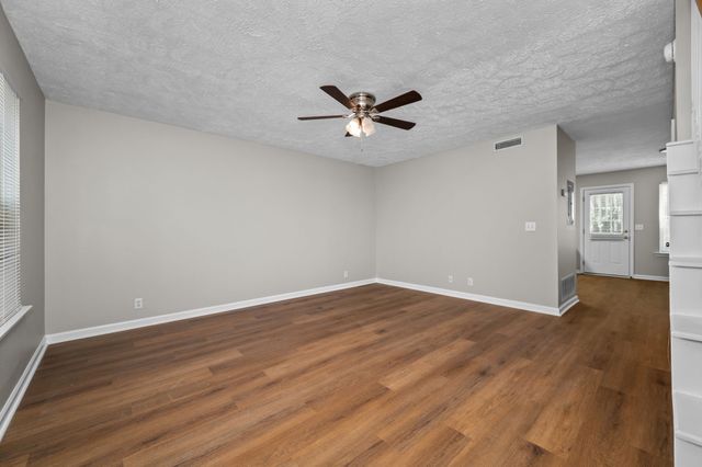 2426 Willowbrook Dr Apt C, Murfreesboro, TN 37130