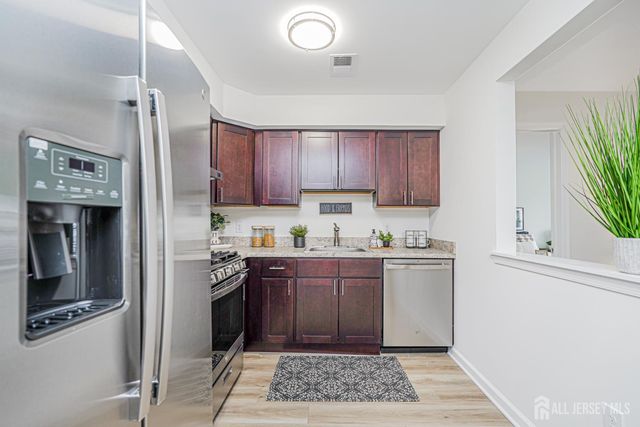 1227 Waterford Drive, Edison, NJ 08817