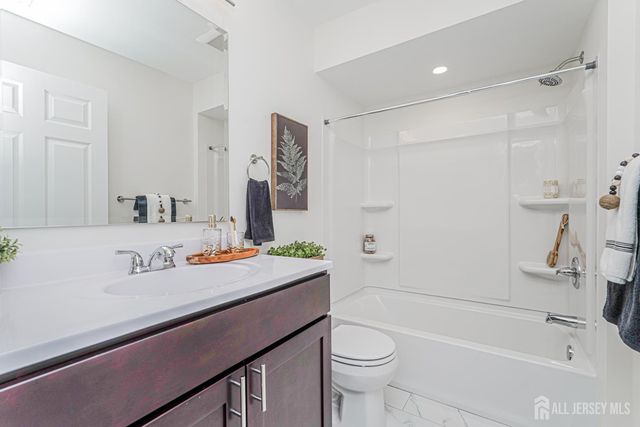 1227 Waterford Drive, Edison, NJ 08817