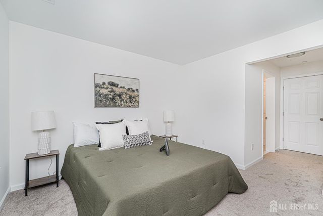 1227 Waterford Drive, Edison, NJ 08817