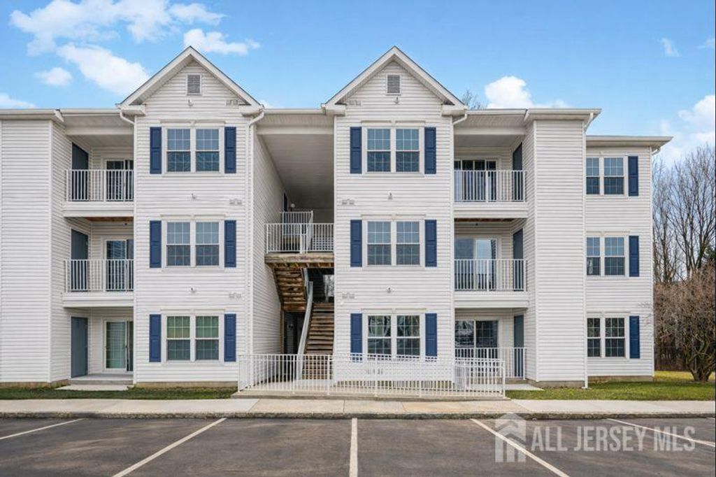 1227 Waterford Drive, Edison, NJ 08817