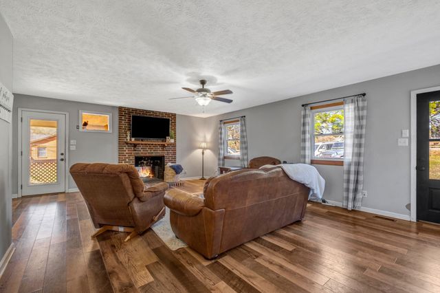 3212 Sparta Pike, Watertown, TN 37184