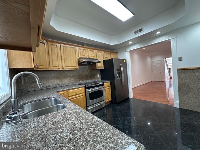 1616 S 18TH ST, Philadelphia, PA 19145
