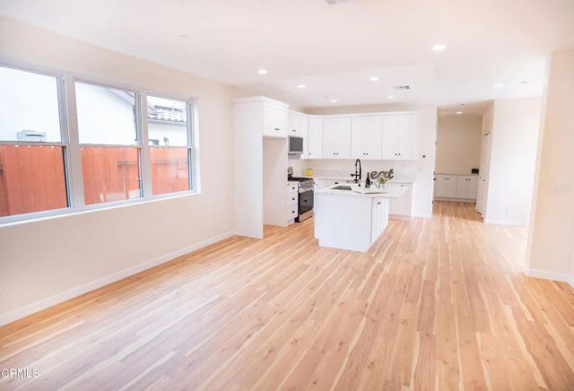 1125 W 2nd Street, Oxnard, CA 93030