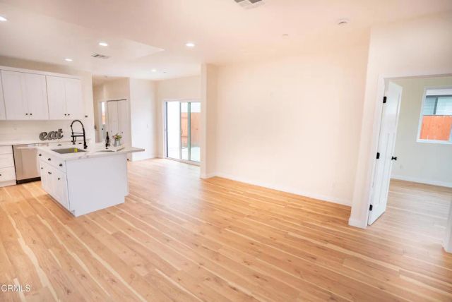 1125 W 2nd Street, Oxnard, CA 93030