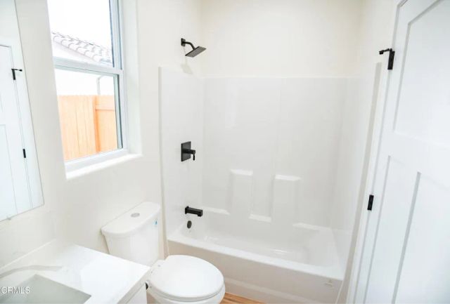 1125 W 2nd Street, Oxnard, CA 93030