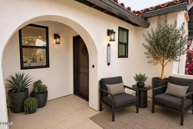 1125 W 2nd Street, Oxnard, CA 93030
