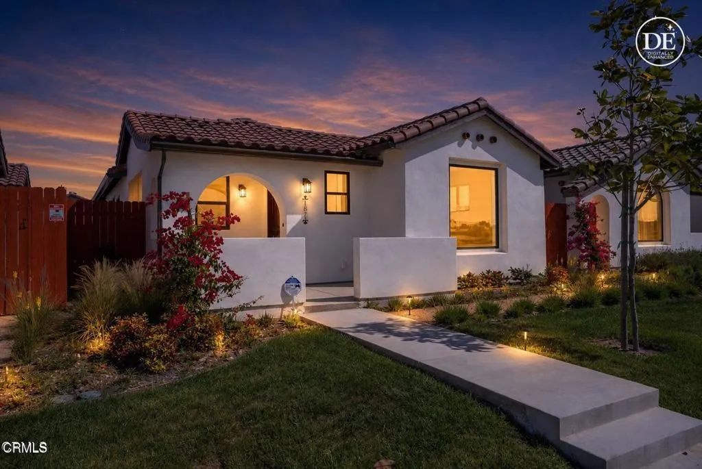 1125 W 2nd Street, Oxnard, CA 93030
