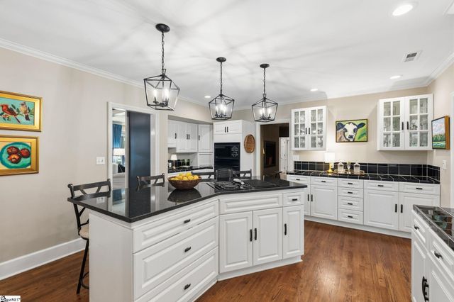 127 Lake Forest Drive, Greenville, SC 29609