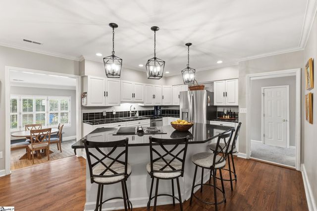127 Lake Forest Drive, Greenville, SC 29609