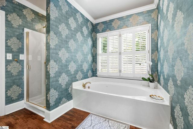 127 Lake Forest Drive, Greenville, SC 29609