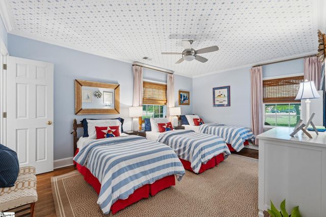 127 Lake Forest Drive, Greenville, SC 29609