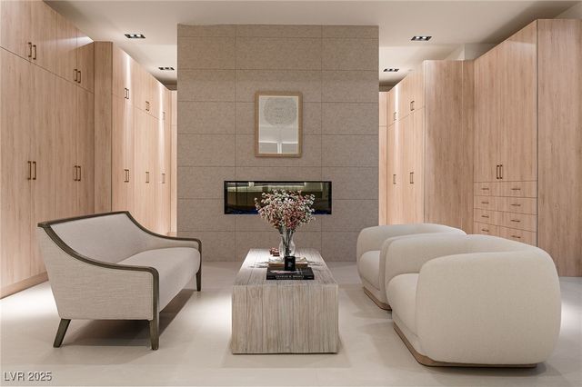 63 Midnight Sky Drive, Las Vegas, NV 89135