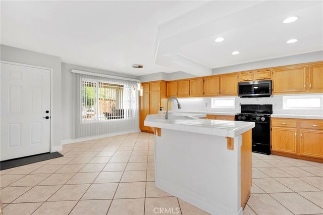 14828 Ladybird Lane, Victorville, CA 92394