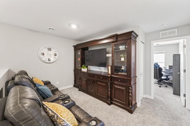 13769 Kaylemore Trail, Rosemount, MN 55068