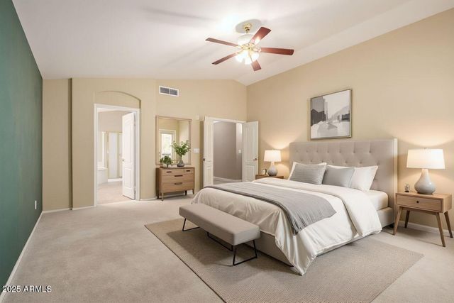 908 E MOUNTAIN SAGE Drive, Phoenix, AZ 85048