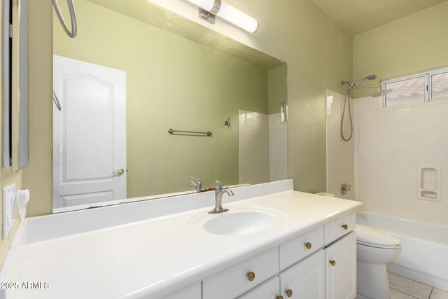 908 E MOUNTAIN SAGE Drive, Phoenix, AZ 85048