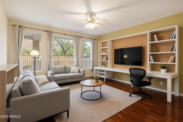 908 E MOUNTAIN SAGE Drive, Phoenix, AZ 85048