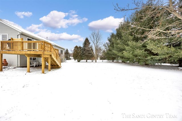 15308 Saddlebrook Court, Grand Haven, MI 49417