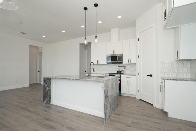 43 Buckskin Drive, Palacios, TX 77465