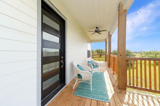 43 Buckskin Drive, Palacios, TX 77465