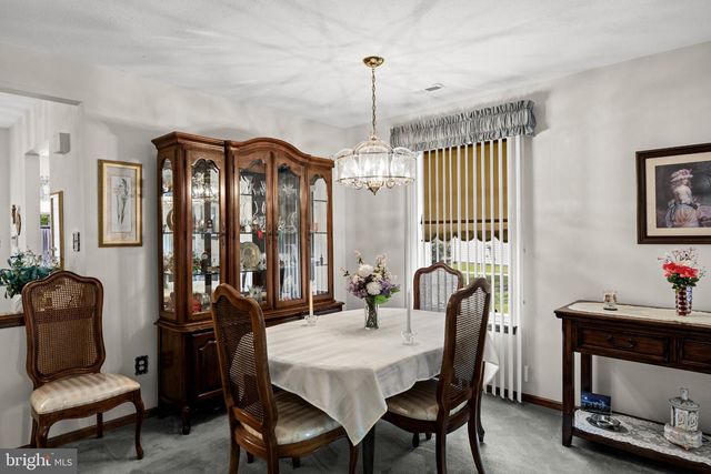 428 ELDERBERRY CT, Mount Laurel, NJ 08054