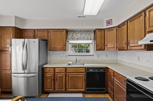 428 ELDERBERRY CT, Mount Laurel, NJ 08054