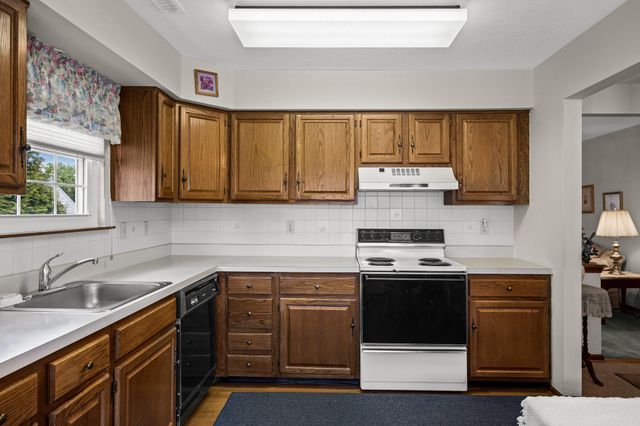 428 ELDERBERRY CT, Mount Laurel, NJ 08054