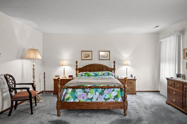 428 ELDERBERRY CT, Mount Laurel, NJ 08054