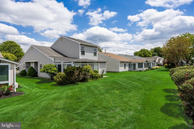 428 ELDERBERRY CT, Mount Laurel, NJ 08054