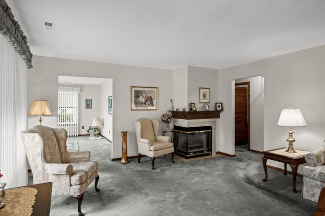 428 ELDERBERRY CT, Mount Laurel, NJ 08054