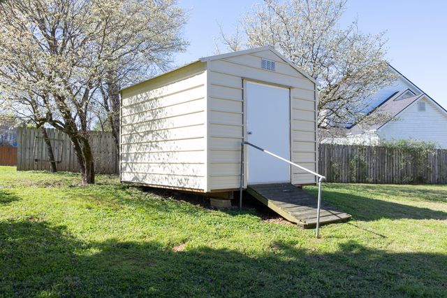 300 Morning Side Drive, Rossville, GA 30741