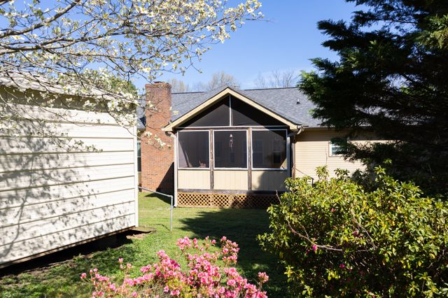 300 Morning Side Drive, Rossville, GA 30741