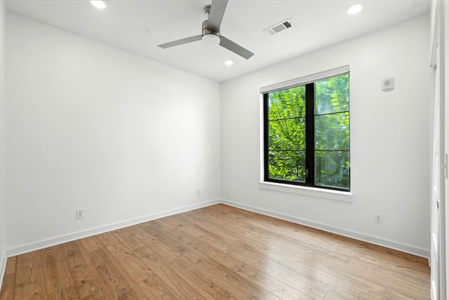 1402 Pillow St Apt 207, Nashville, TN 37203